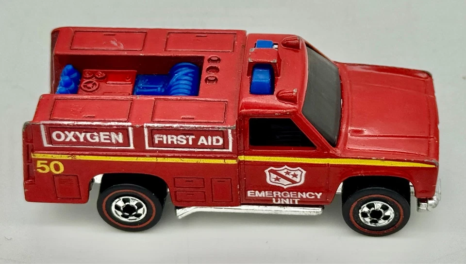 Hot Wheels Redline 1974 Emergency Unit Fire Truck #50 Red Hong Kong - Loose VGC - Image 1 of 4