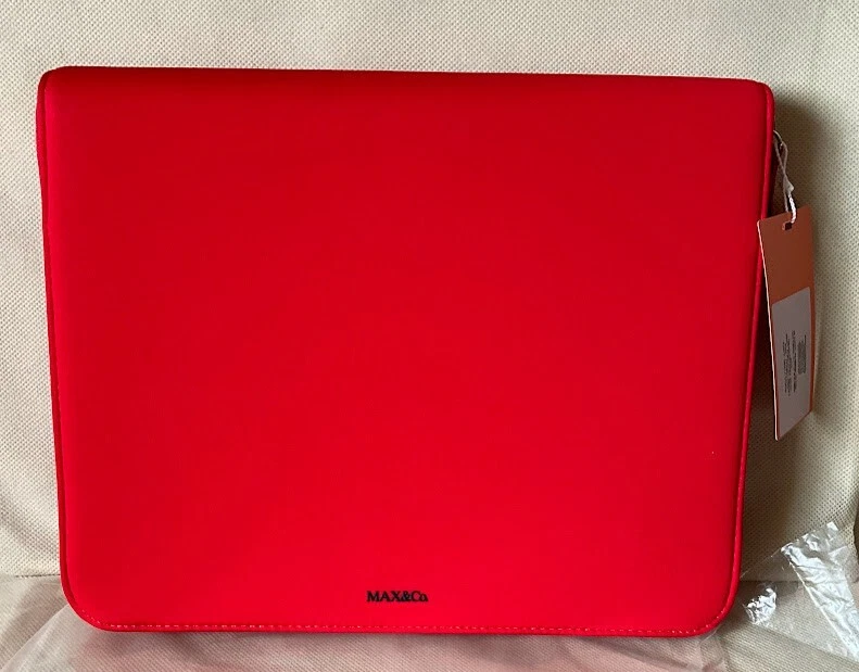 Case for tablet MAX&Co. red Custodia multifunzionale per tablet,  colore rosso - Immagine 1 di 4