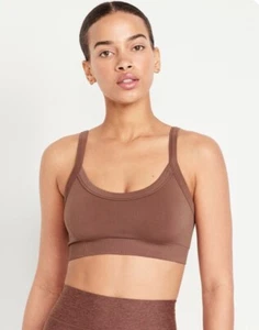 Old Navy Women’s Light Support Fluid Seamless Ribbed Sports Bra Size Small - Picture 1 of 3