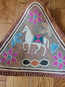 Leather Tripod Saddle Cover Needlepoint Horse Flowers Country Decor - Picture 1 of 7