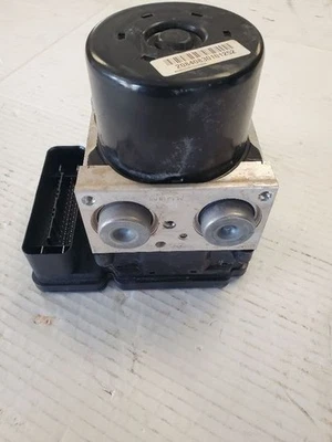 Jeep Patriot 2014-2017 ABS conjunto de bomba de freno antibloqueo sin asistencia en pendiente Foto 1 de 4