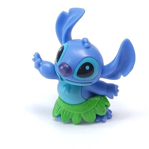 "Falda de hierba Disney Stitch Puntch Figura de PVC Pastel Topper 2" - Imagen 1 de 2