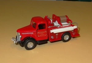 Toysmith Red Emergency Vehicle Service Truck - Pullback Action - Picture 1 of 5