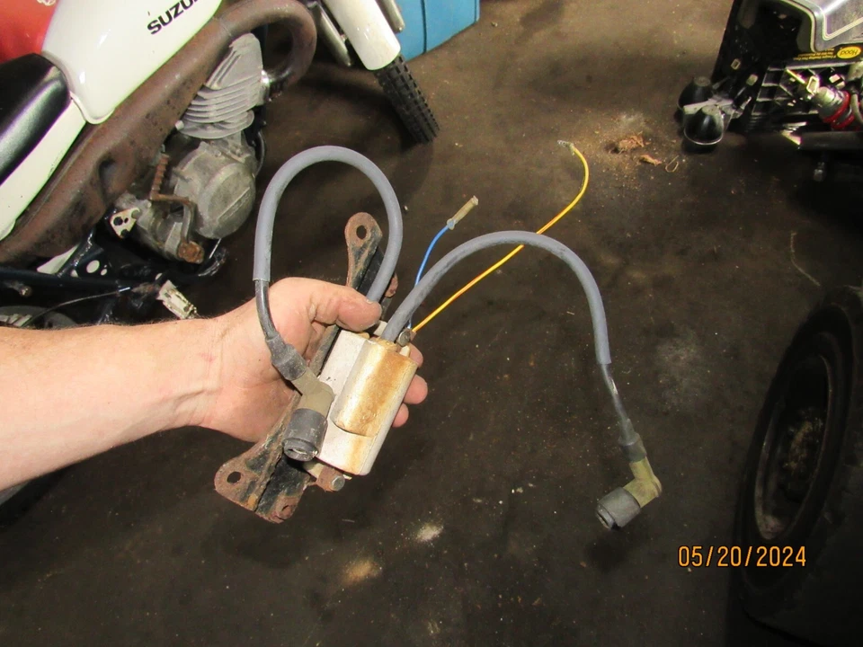 Bobina de ignição 1979 kawasaki kz750 b - Imagem 1 de 1