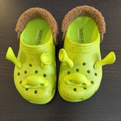Shrek Crocs 5/7/ crocs Shrek Sz 5/7 - Image 1 of 2