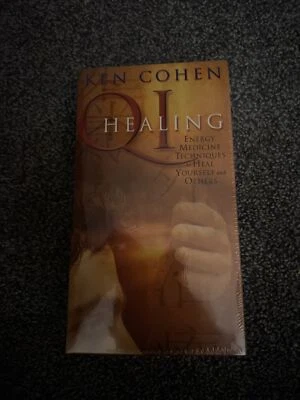 Ken Cohen: Qi Healing - Energy Medicine Techniques to Heal Yourself and Others - Image 1 of 4