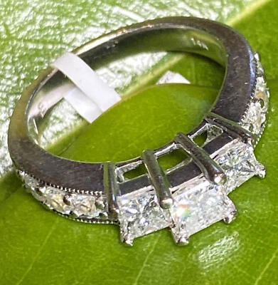 Vintage Princess Diamond Engagement Three Stone Ring Estate Fine Jewelry Pre-Own - Image 1 of 4