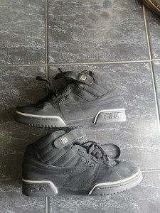 grey fila f13