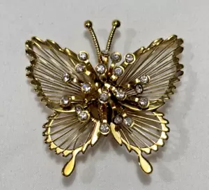 Vintage MONET Butterfly Brooch Pin Rhinestone GOLD TONE Open Wire on 3 D Wings - Picture 1 of 3