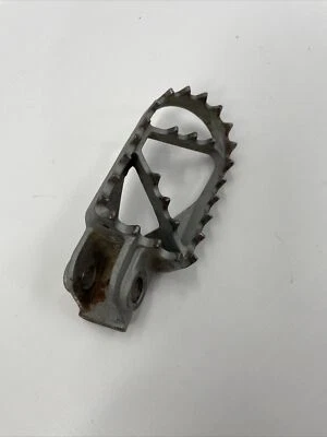 Clavija reposapiés delantera izquierda KTM 990 ADVENTURE 2006 2007 2008 780.03.040.050 #A12 Foto 1 de 4