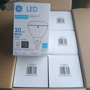 GE LED Daylight Bulb 65w 10w 700 Lumens Dimmable BR30 - Picture 1 of 3