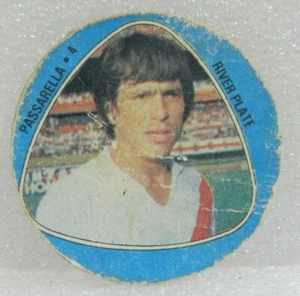 DANIEL PASSARELLA 1980 ORIGINAL FOOTBALL SOCCER CARD N°4 - Picture 1 of 2