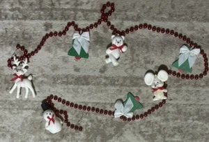 Vintage Christmas Garland Red Beads & Woodland Critters 70” Long Holiday Decor - Picture 1 of 8