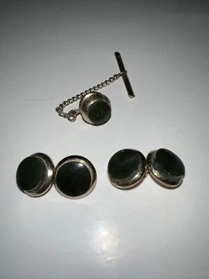 Juego de gemelos y corbatas vintage de piedra verde y tono dorado de Swank Foto 1 de 3