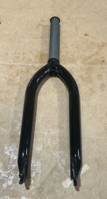 TNT BICYCLES 20" BMX FORK - BLACK (DISCOUNTED - B-STOCK) - Image 1 of 4