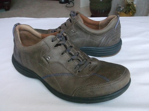 Oxford Cobb Hill by New Balance RevLite da donna in pelle marrone 7N (strette)