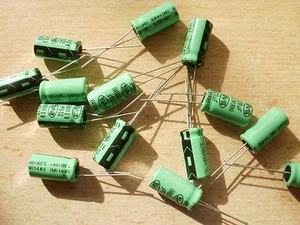 Electrolytic capacitor 220uf 63V 20% 105C size 10 x 20 pack of 10  Z334 - Picture 1 of 1
