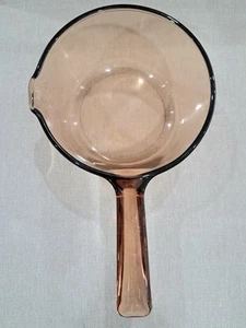 PYREX Amber Vision Corning Ware 1 L Glass Sauce Pot W/ Pour Spout - Picture 1 of 5