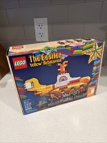 LEGO Ideas: The Beatles Yellow Submarine (21306)