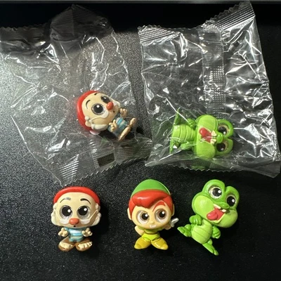 Lote de 5 bonecos Disney Doorables Peter Pan Tick Tock Croc Mr Smee - Imagem 1 de 3