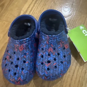 Zoccoli CROCS bambini classici foderati grafici taglia 10 rosso blu navy foderati nuovi giovani - Foto 1 di 9