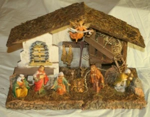 Vintage Italienische Krippe Echtholz und Moos Krippe Szene Krippe 9 Figuren - Bild 1 von 7