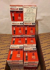 23 X 4 PACK (92 TOTAL PLUGS)Genuine Motorcraft Spark Plugs - AWSF34C LOT NOS - Foto 1 di 3
