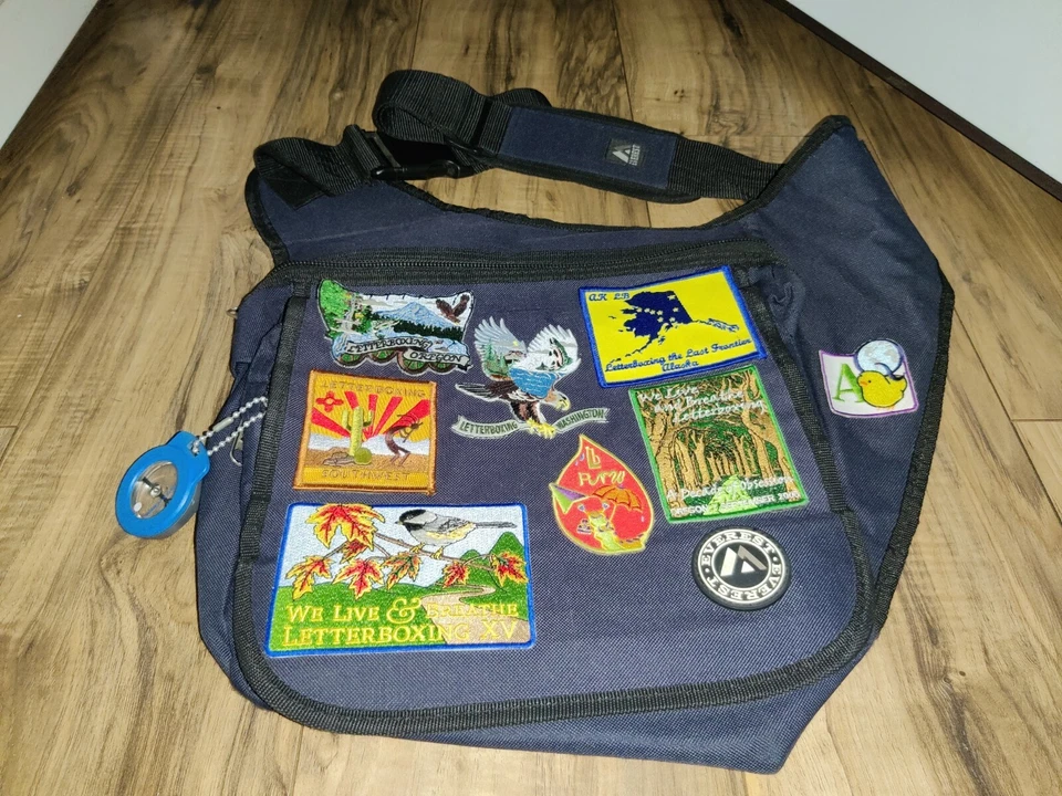 Bolsa carteiro Everest lateral satchel/bolsa tiracolo ombro com remendos  - Imagem 1 de 4