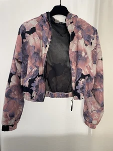 Forever 21 Cropped Hoodie Bomber Blumen Jacke Taschen Full Zip Gr. XS - Bild 1 von 8
