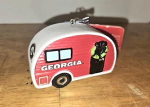 Bulldogs de la Universidad de Georgia cámper remolque adorno árbol de Navidad vacaciones... - Imagen 1 de 6