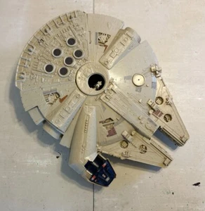 Vtg Kenner Star Wars Millennium Falcon w/ moving parts & accessories- SHIPS FREE - Picture 1 of 15