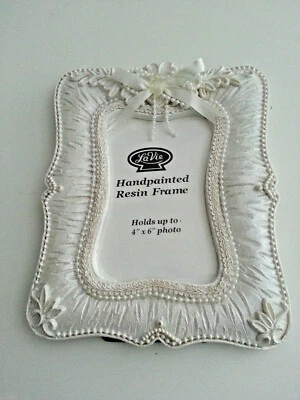 NEW La Vie  Handpainted Resin 4'' x 6'' Wedding  Picture frame - Image 1 of 2