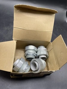 Appleton ST-125 Connector 1-1/4" ST125 (Pack of 4) - Picture 1 of 9