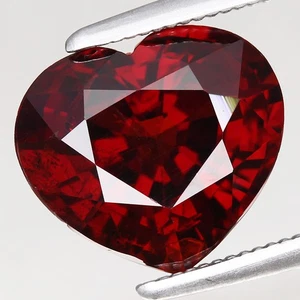Granate Espesartita Naranja-Rojo Namibia Natural Sin Calentar Corazón 9.67ct 9.6x8.5mm - Imagen 1 de 4