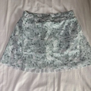 Athleta Girl Game Point Skort Tennis Pickle Ball Size XL 14 Light Green Gray - Picture 1 of 6