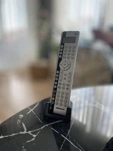 Medion Tevion Life MD 83709 E74023 Universal Fernbedienung OVP Top Condition ✅ - Bild 1 von 1