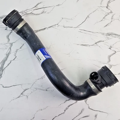 Manguera de refrigerante ACDelco 22620M GM 89050673 para radiador inferior BMW 325i 2001-2005 Foto 1 de 4