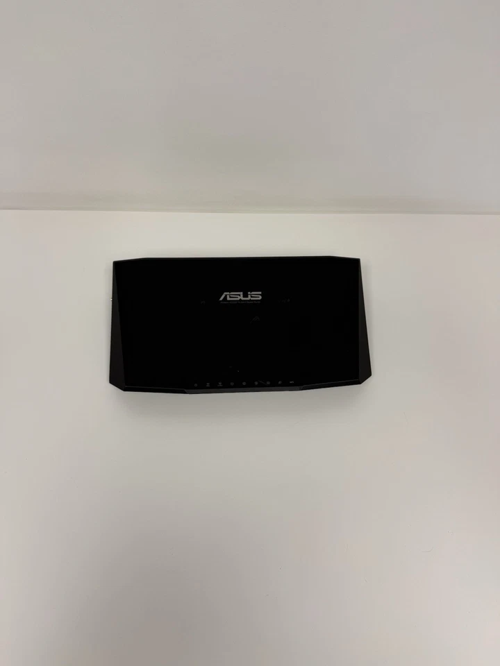 ASUS RT-AC3200 Tri-Band Gigabit WiFi Router RT-AC3200 Excellent! - Image 1 of 4