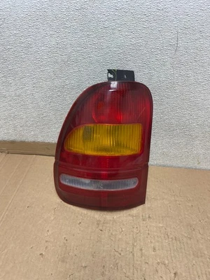 1995 to 1998 Ford Windstar Tail light Left Driver LH Side OEM U8186 DW Foto 1 de 4