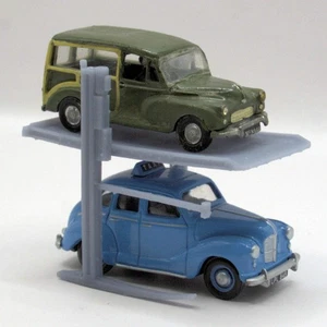 OO Gauge (1:76) 2 Car Parking Lift - Picture 1 of 2