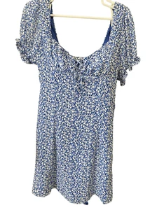 Robe florale à manches bouffantes B. Darlin cravate sweetheart taille 11/12 - Photo 1/5