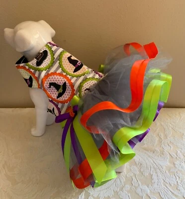 NUEVO CON ETIQUETAS Talla S Posh Mascotas Boutique Halloween Brujas Sombrero Perro Fiesta Tutú Vestido Disfraz Foto 1 de 4