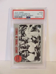 Tarjeta de béisbol 1970 Topps #202 Orioles Celebrate Sweep Twins in Three PSA 4 en muy buena condición-ex - Imagen 1 de 2