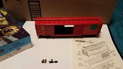 HO Athearn 1311 Great Northern #3525 50' Double-Door Auto Box Car Kit Mostly B/U - Image 1 of 4