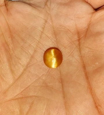Cabujón redondo ojo de gato amarillo dorado natural de 4,5 quilates 10,7 x 10,6 x 6,9 mm Foto 1 de 4