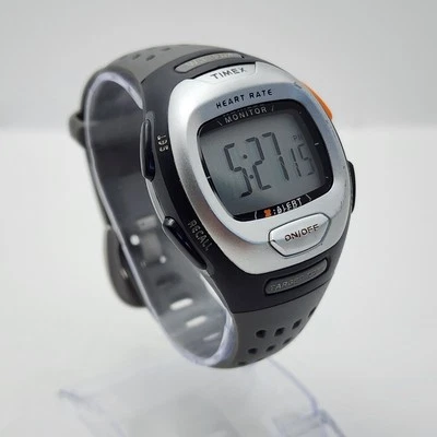 RELOJ TIMEX T5G981 RESISTENTE AL AGUA 30M Monitor de Ritmo Cardíaco HOMBRE BATERÍA NUEVA  Foto 1 de 4