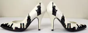 Vintage Hokus Pokus Damen SELTENE High Heel Pumps weiß schwarz NYC Twin Towers Gr. 6,5M - Bild 1 von 20