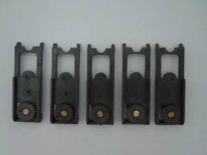 AURORA AFX GEAR PLATE W/REAR GEAR ~ 5 PC ~ NOS ~ MAGNATRACTION ~ SMALL HOLE - Picture 1 of 3