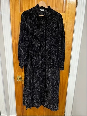 Vestido Floral Victoriano Capricho Vintage Años 80 Laura Ashley Terciopelo Aplastado Us 8 Foto 1 de 4