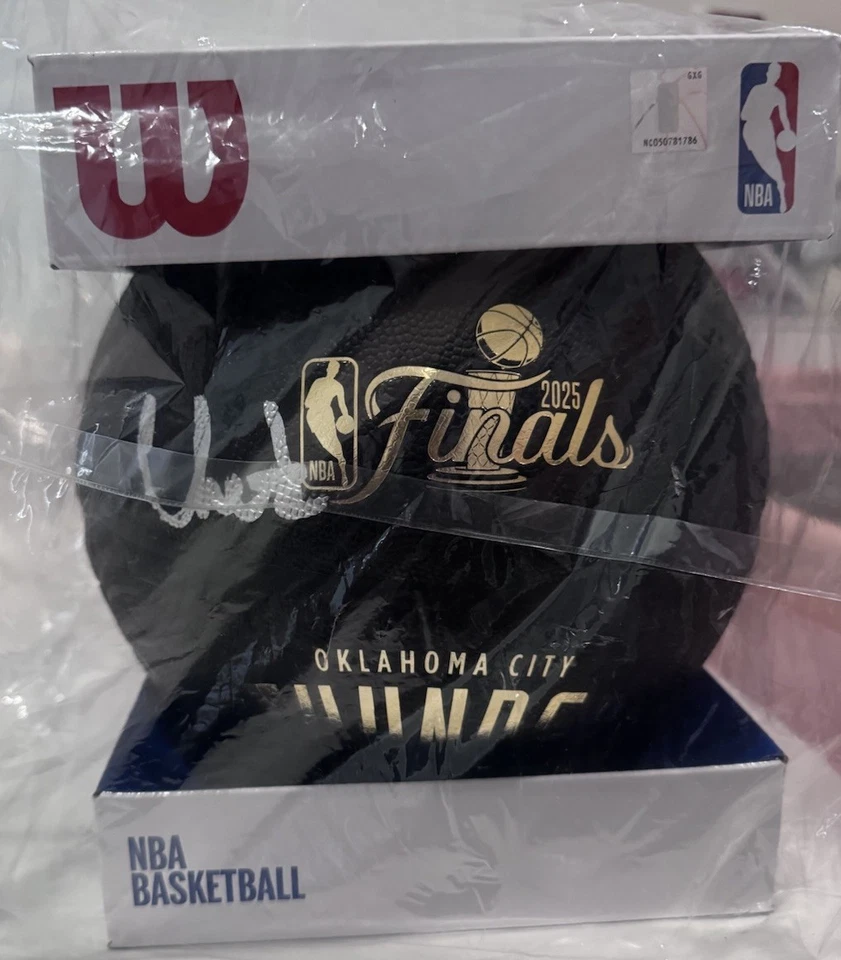 Chet Holmgren OKC Autografiado Auténtico 2025 Finales NBA Campeones Wilson C. E. Foto 1 de 1